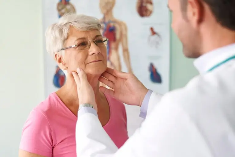 Endokrynolog Łódź – jakie objawy mogą wskazywać na chorobę tarczycy?